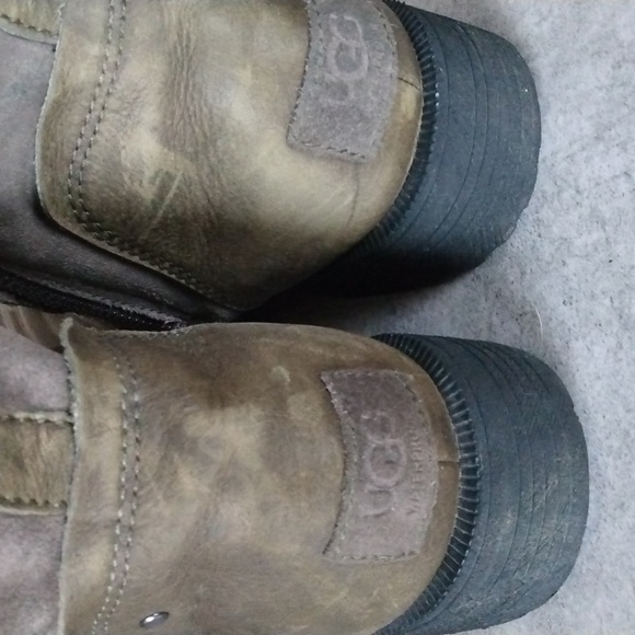 UGG Boots - Picture 10 of 10